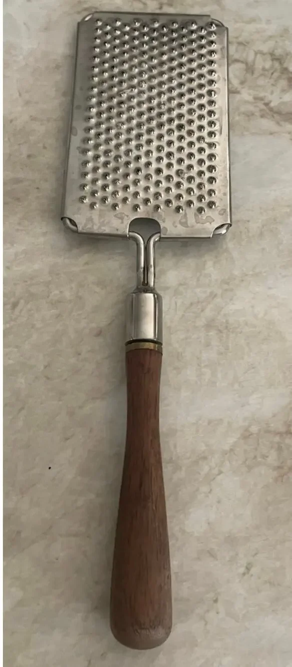 Vintage Williams Sonoma walnut handled grater